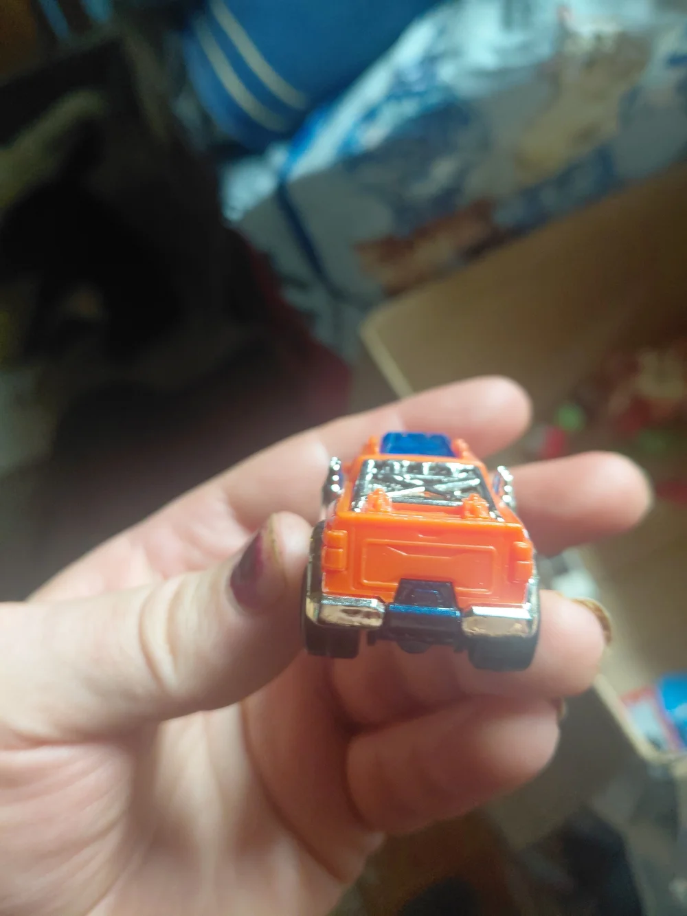 Zuru vibrant orange